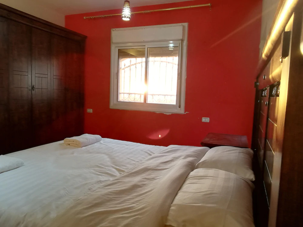 Jabal Bed & Breakfast