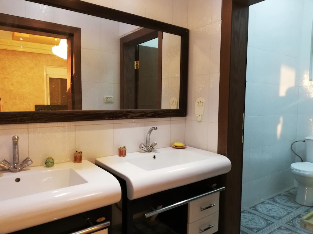 Jabal Bed & Breakfast