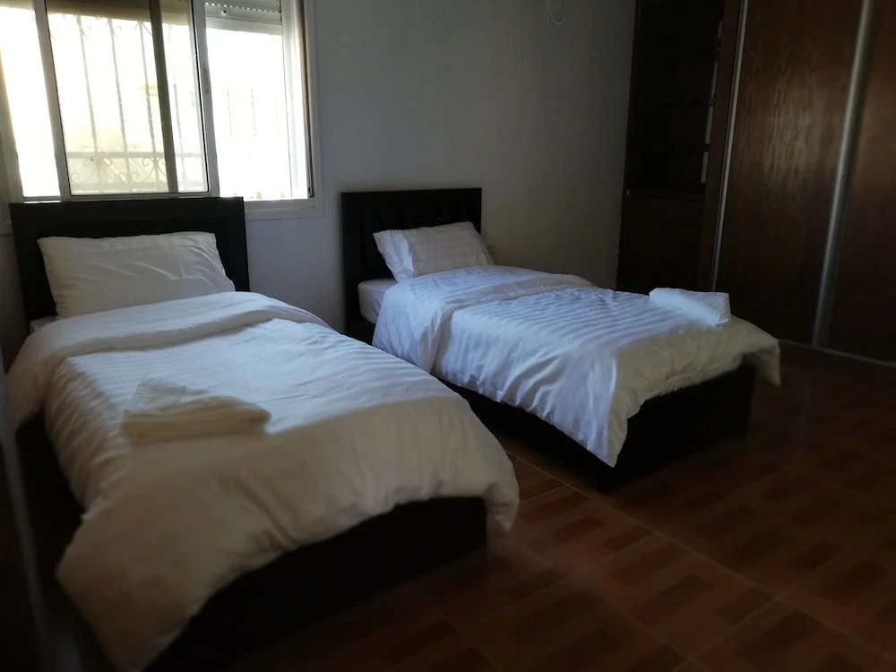 Jabal Bed & Breakfast