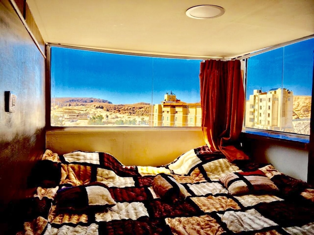 Petra Cabin Hostel