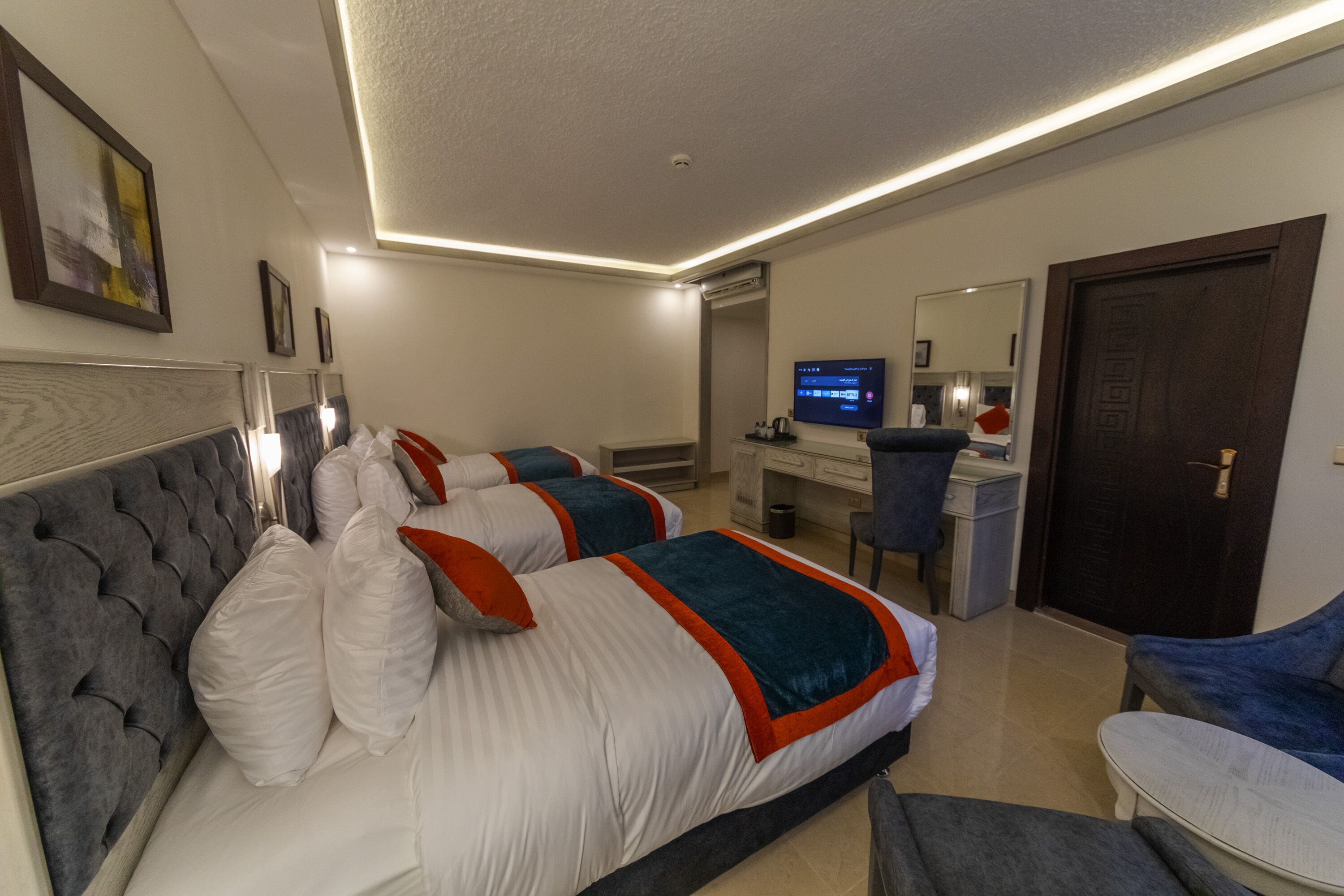 Petra Canyon Hotel