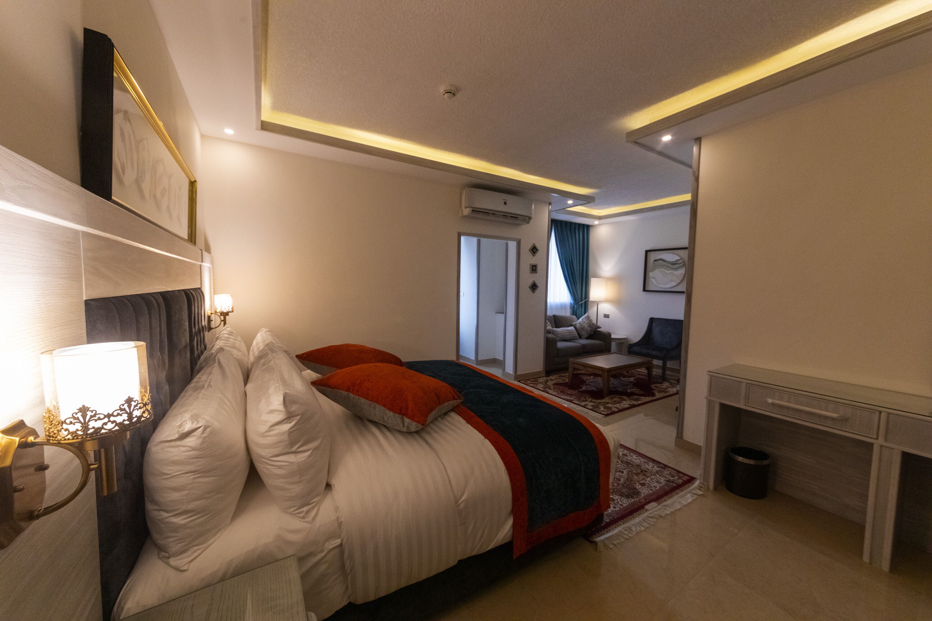Petra Canyon Hotel