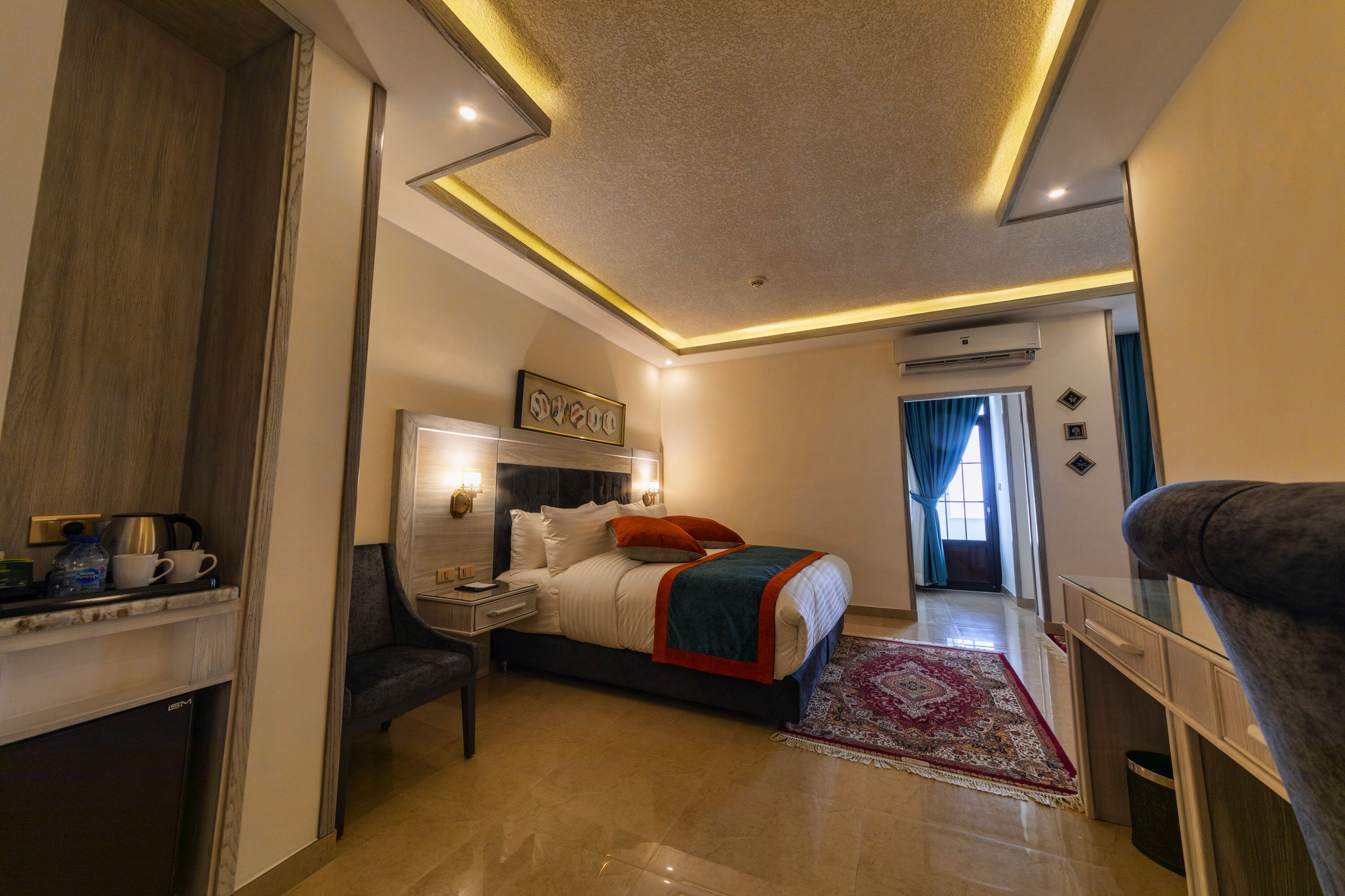 Petra Canyon Hotel