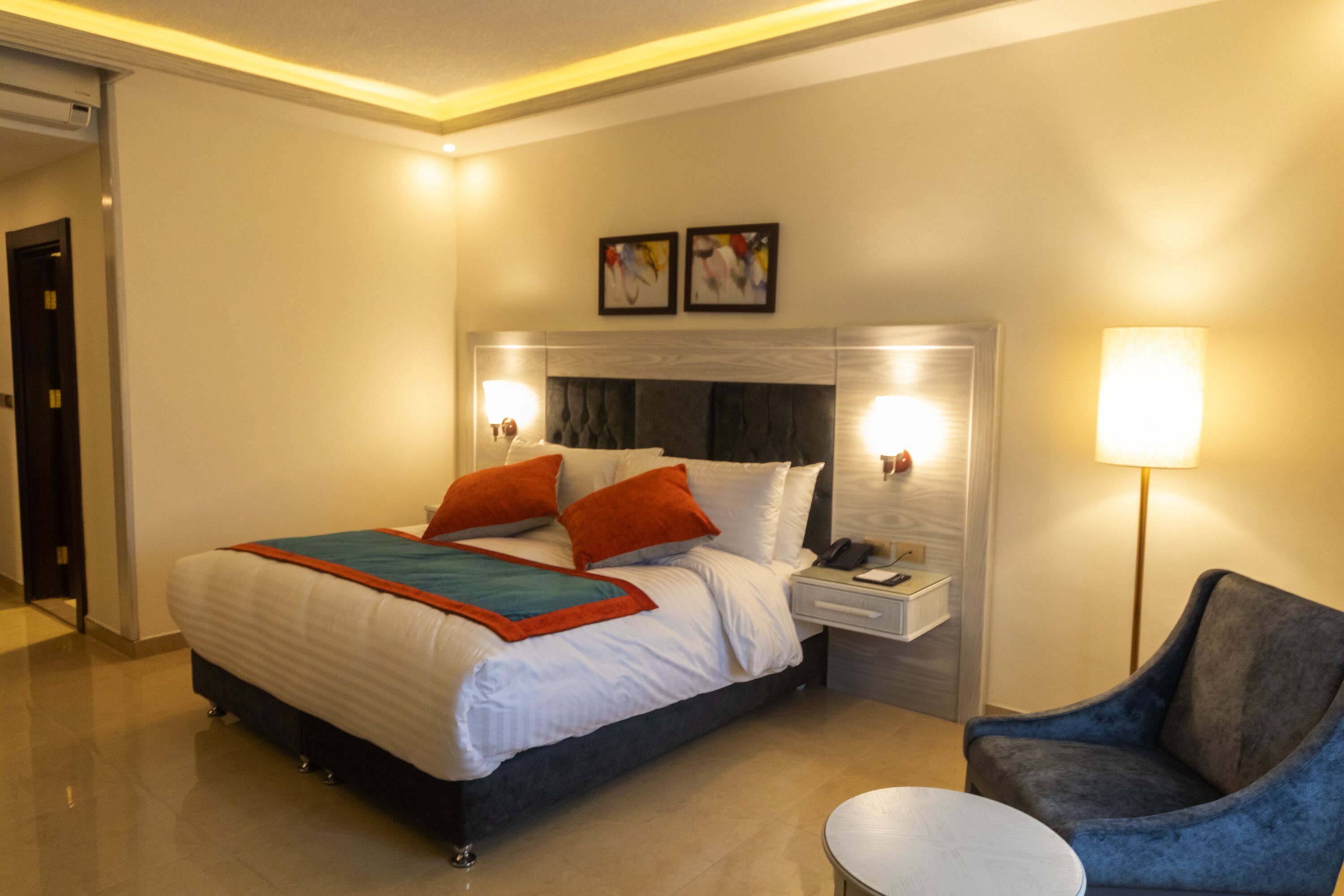 Petra Canyon Hotel