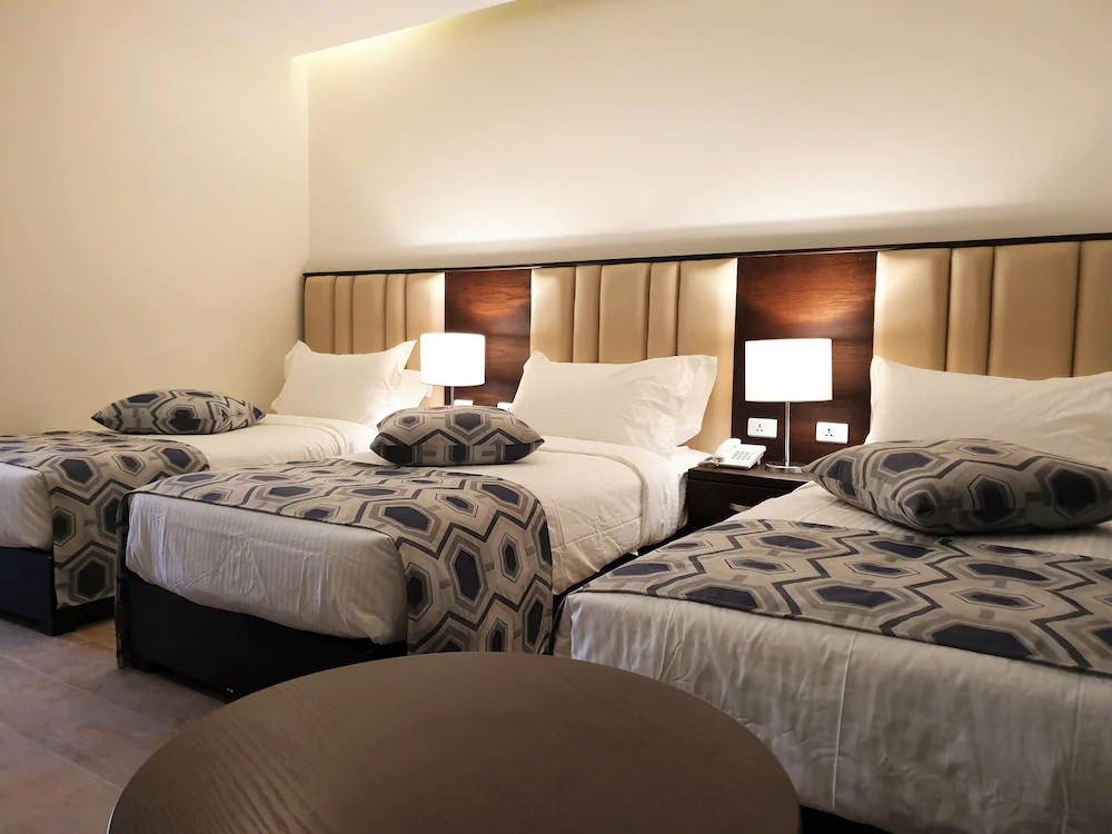 Petra Heart Hotel