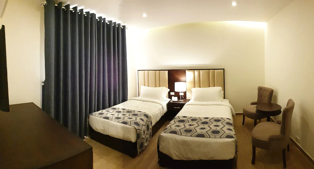 Petra Heart Hotel