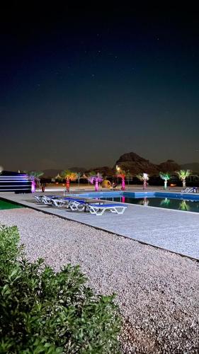 Rum Oasis Luxury Camp