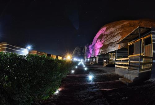 Rum Oasis Luxury Camp
