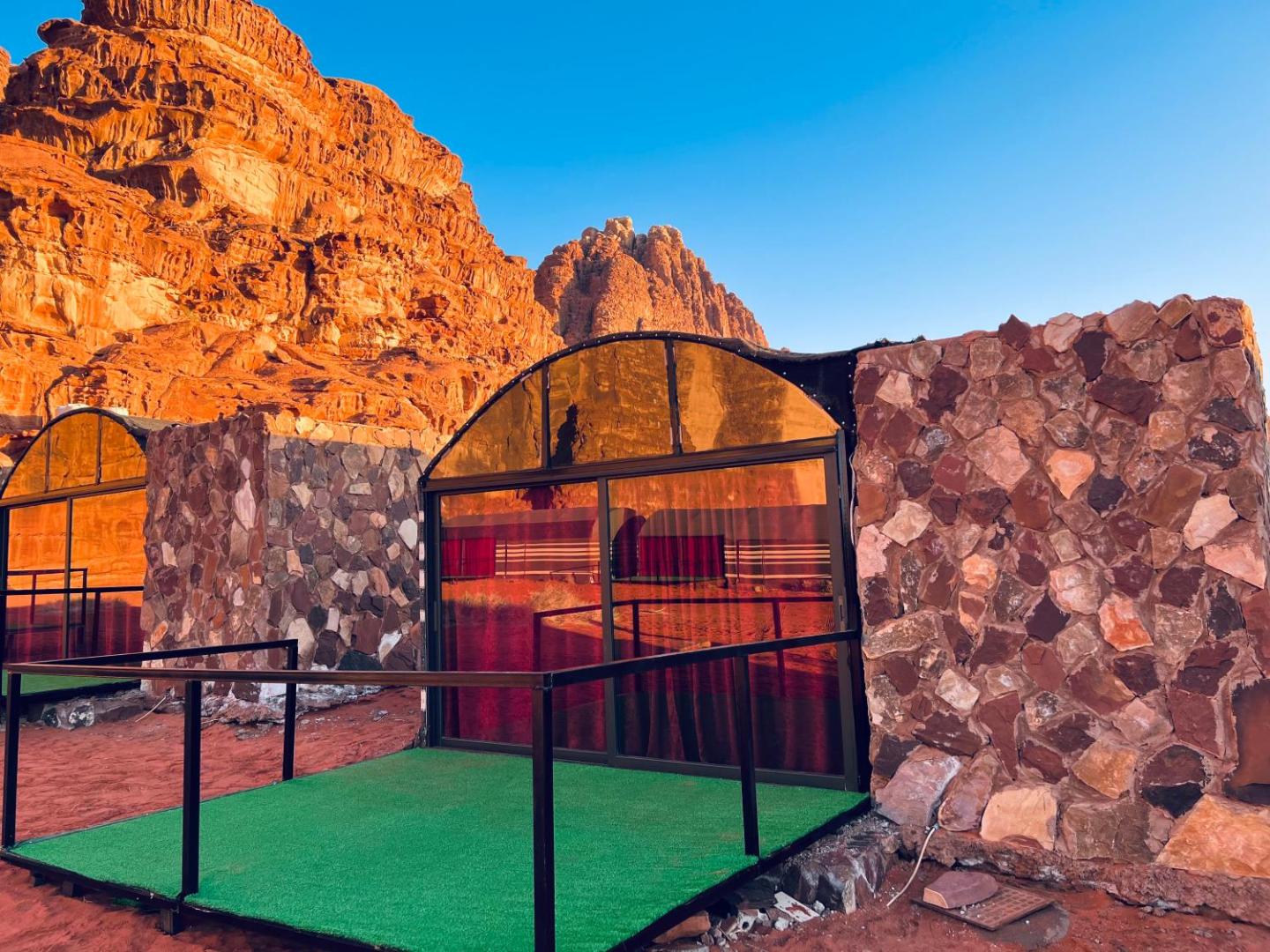 Wadi Rum Shooting Stars Camp
