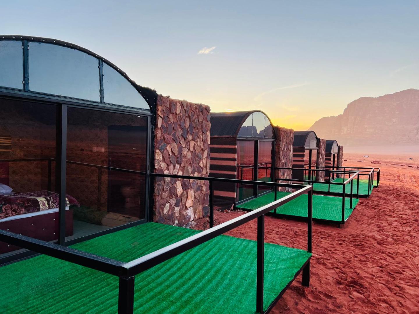 Wadi Rum Shooting Stars Camp