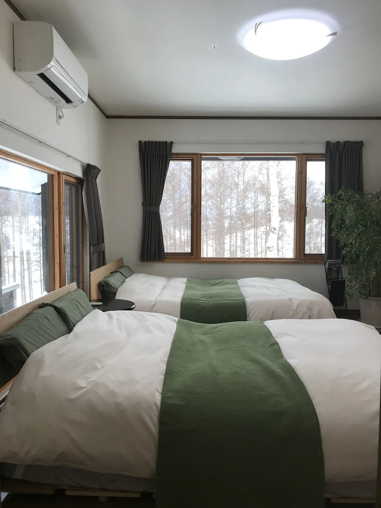 Ritz Garden Niji
