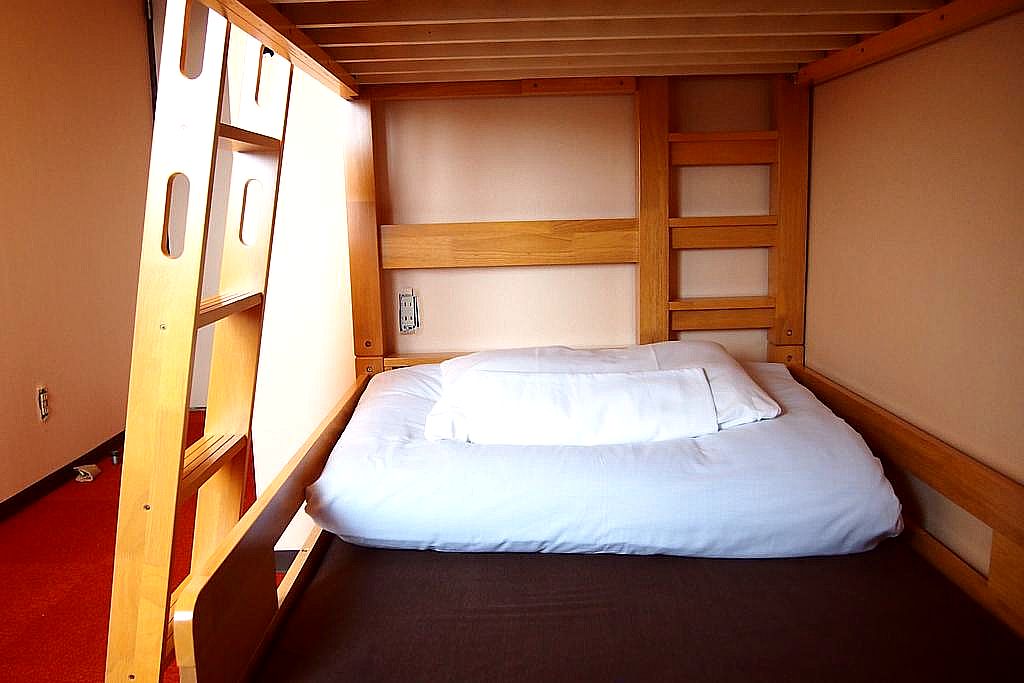 Air Hostel Lcc