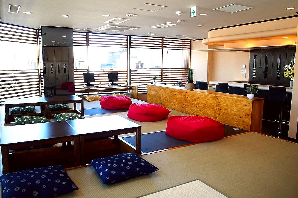 Air Hostel Lcc