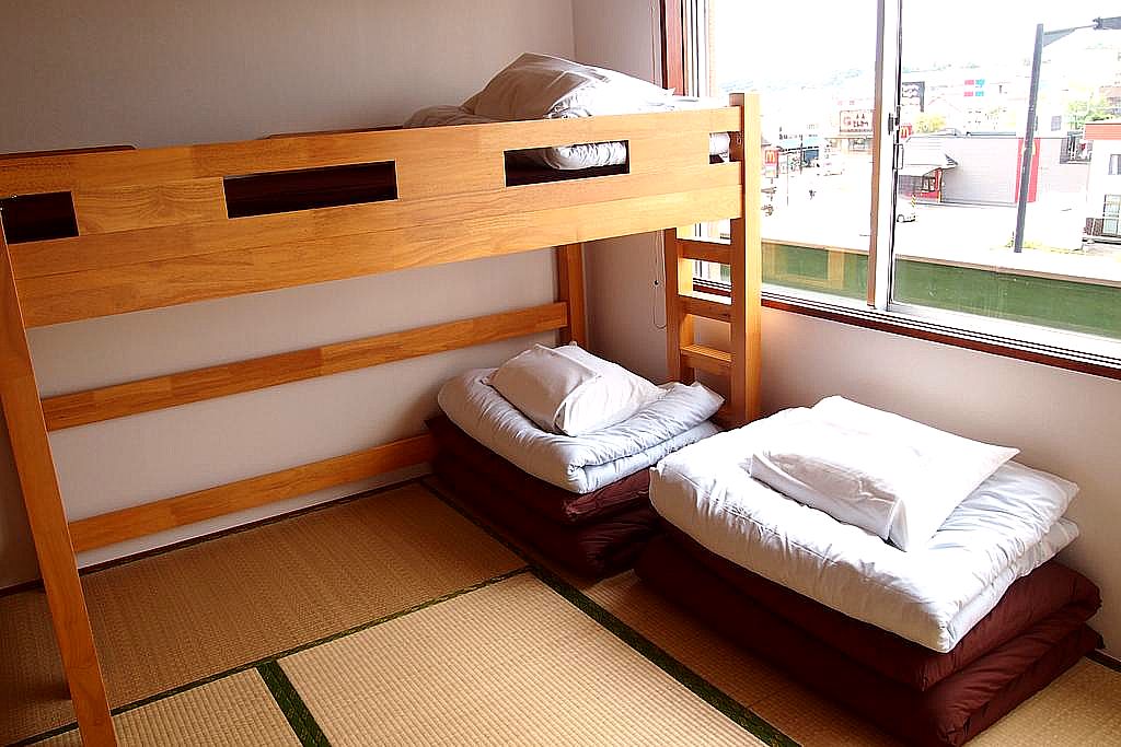 Air Hostel Lcc