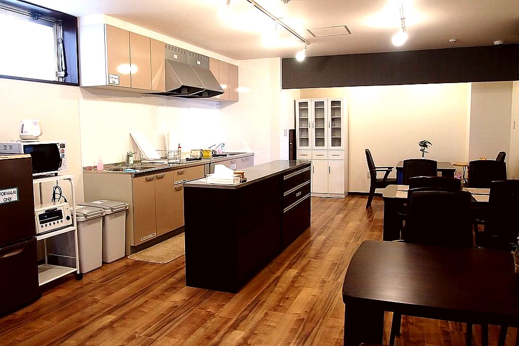 Air Hostel Lcc
