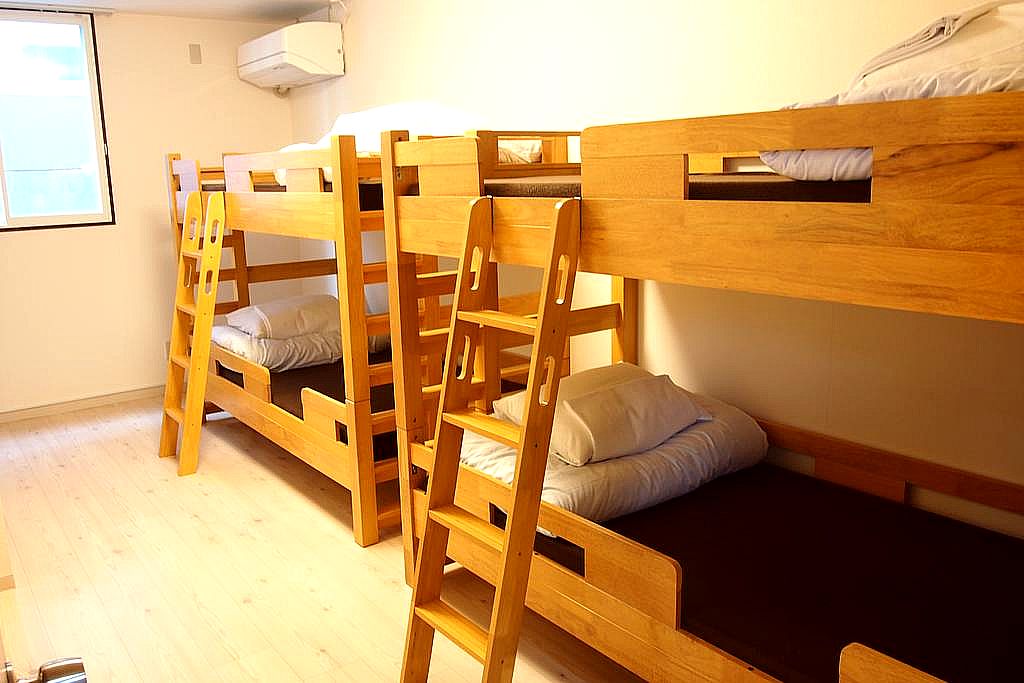 Air Hostel Lcc