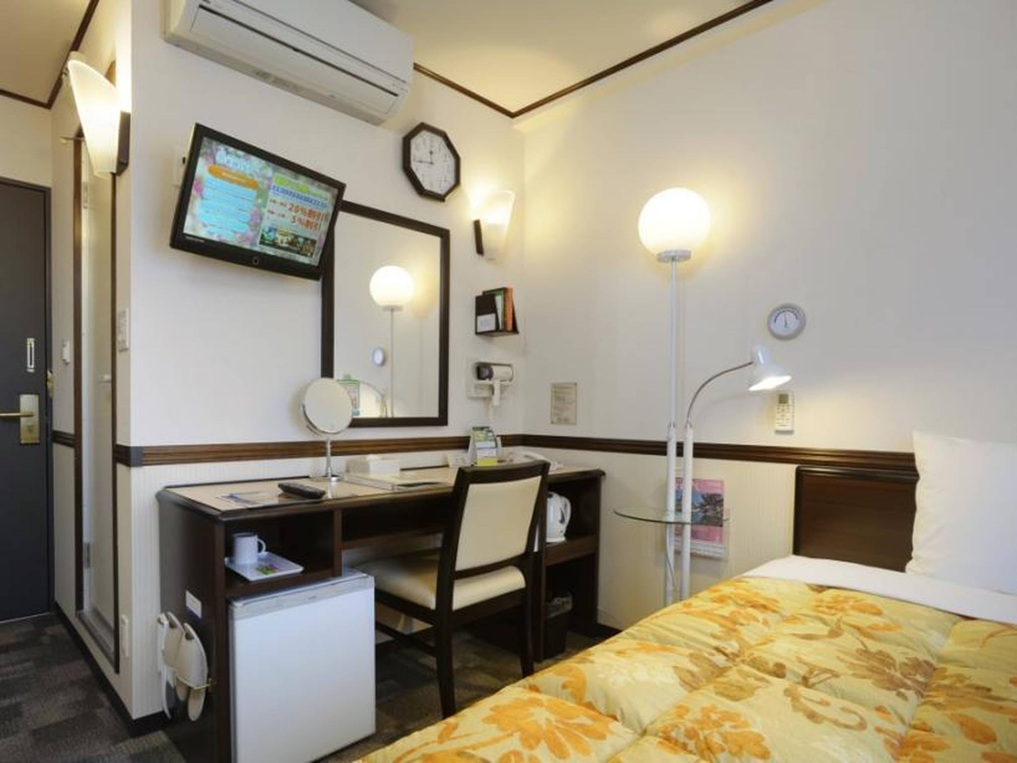 Toyoko Inn Hakodate Ekimae Asaichi