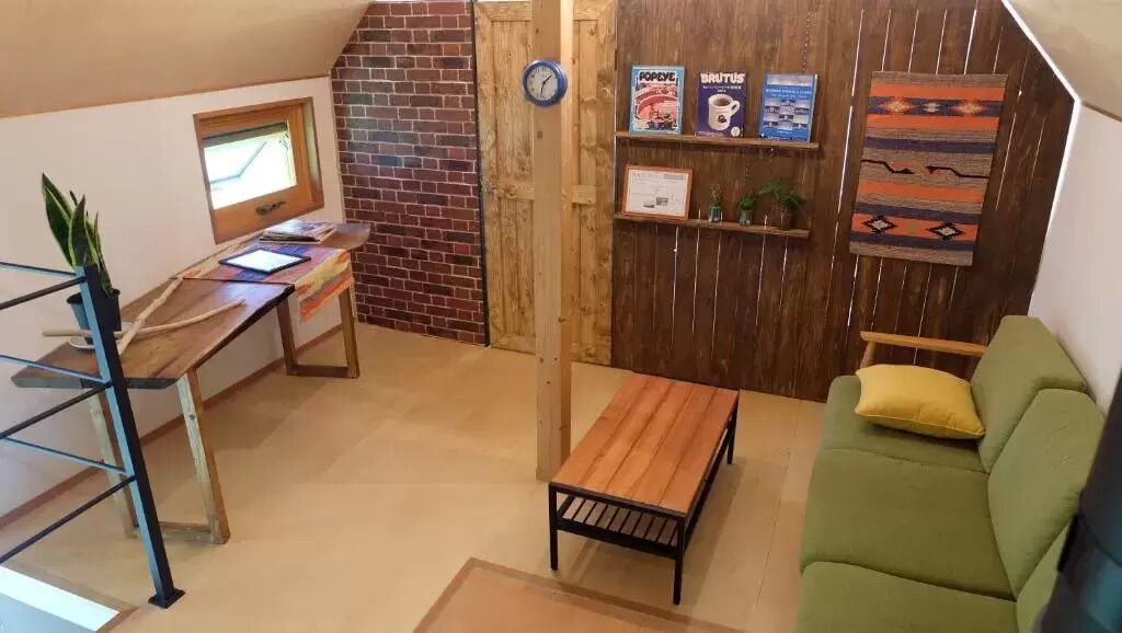 Onuma lakeside cottage