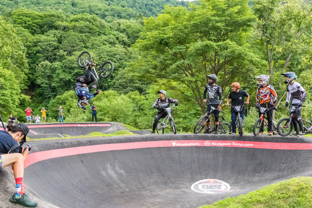 Jyubako Akaigawa Tomo Playpark