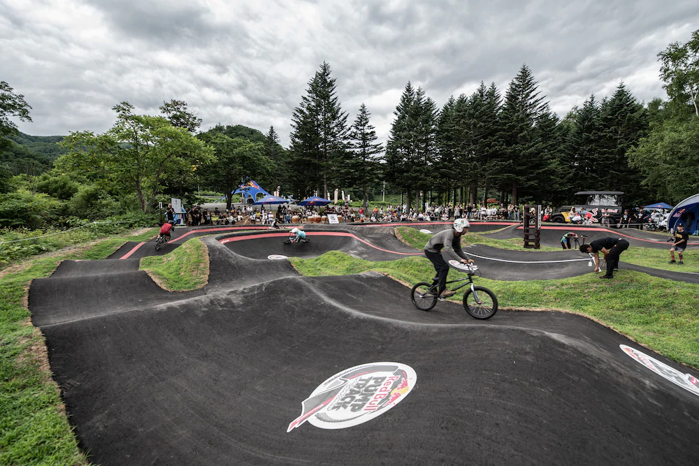 Jyubako Akaigawa Tomo Playpark