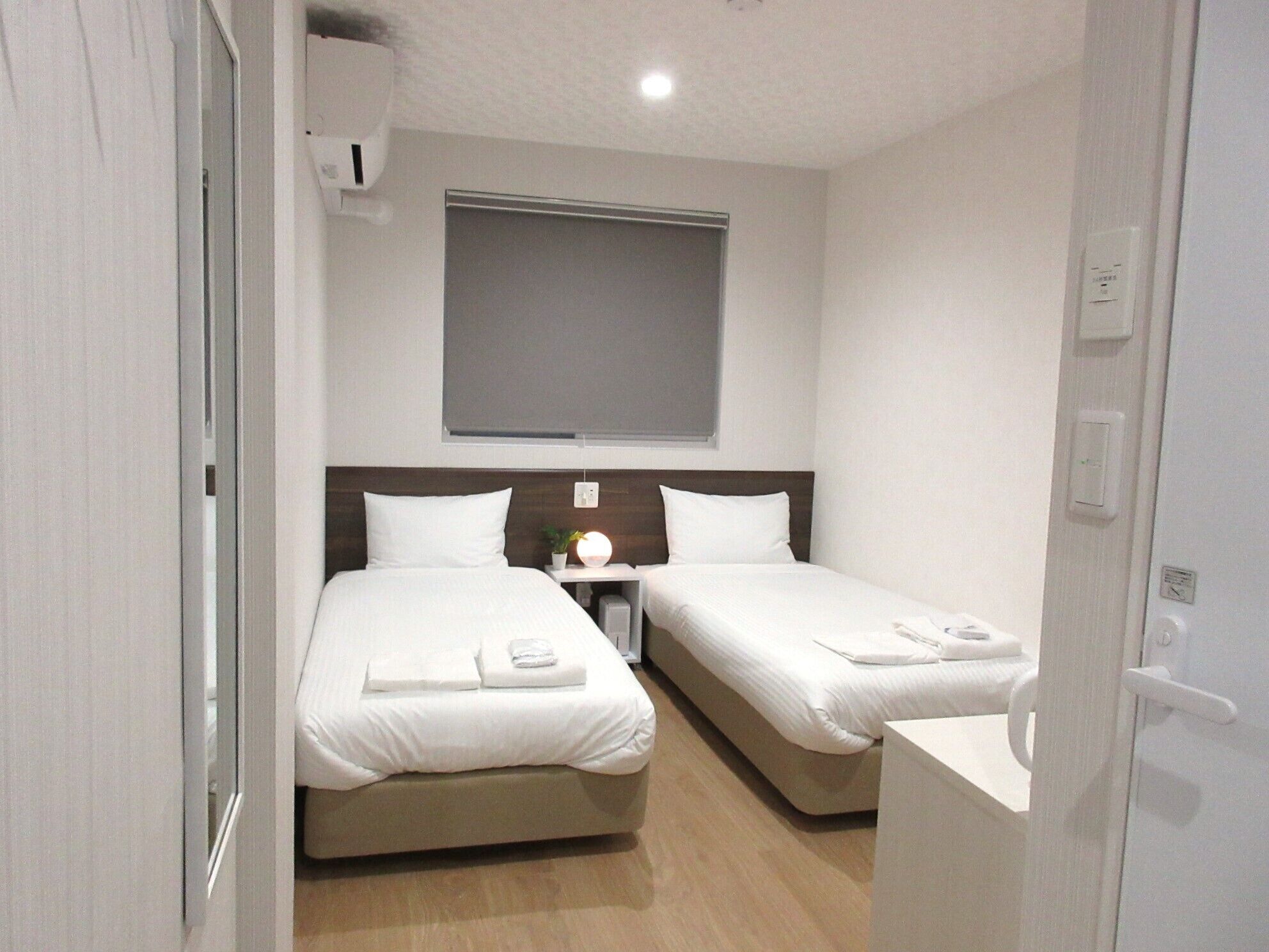 Rj Hotel