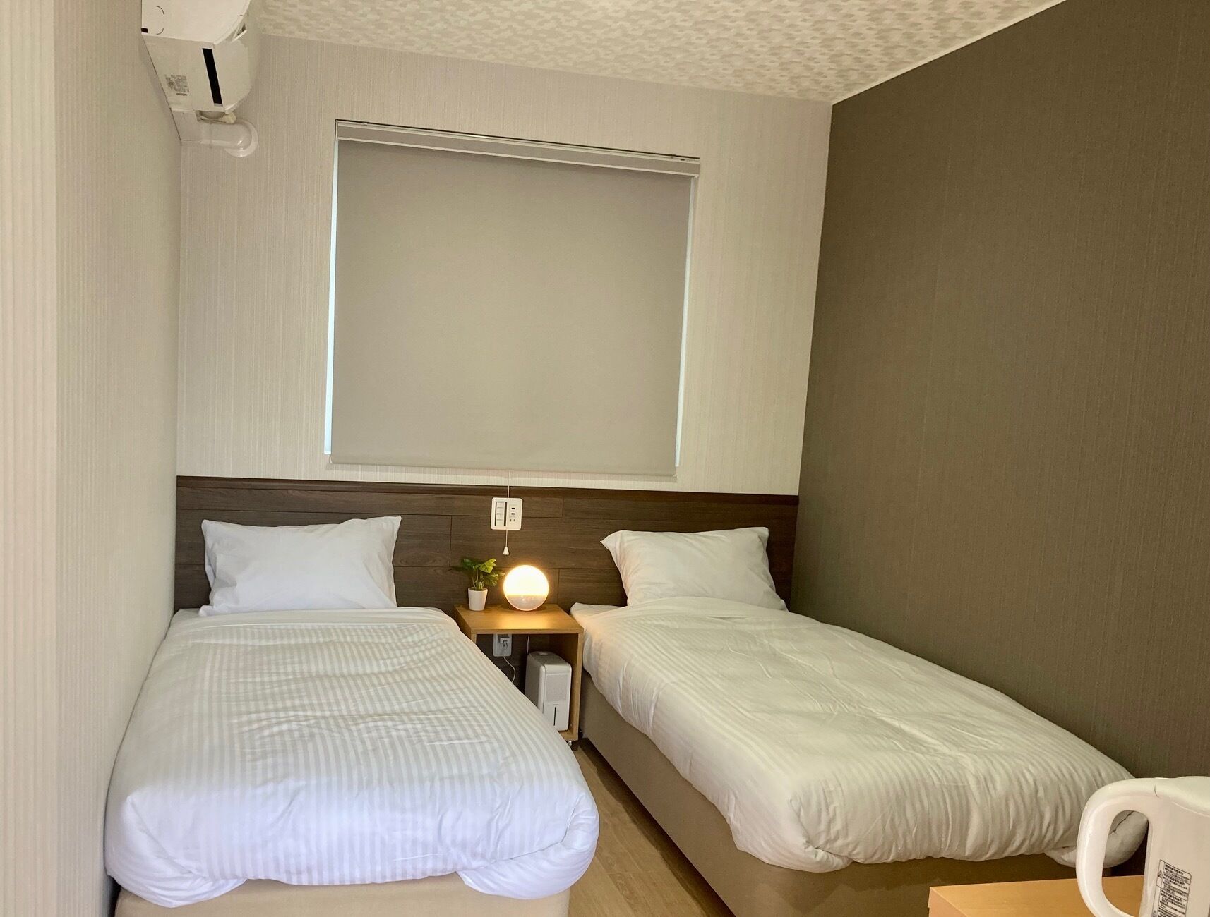 Rj Hotel