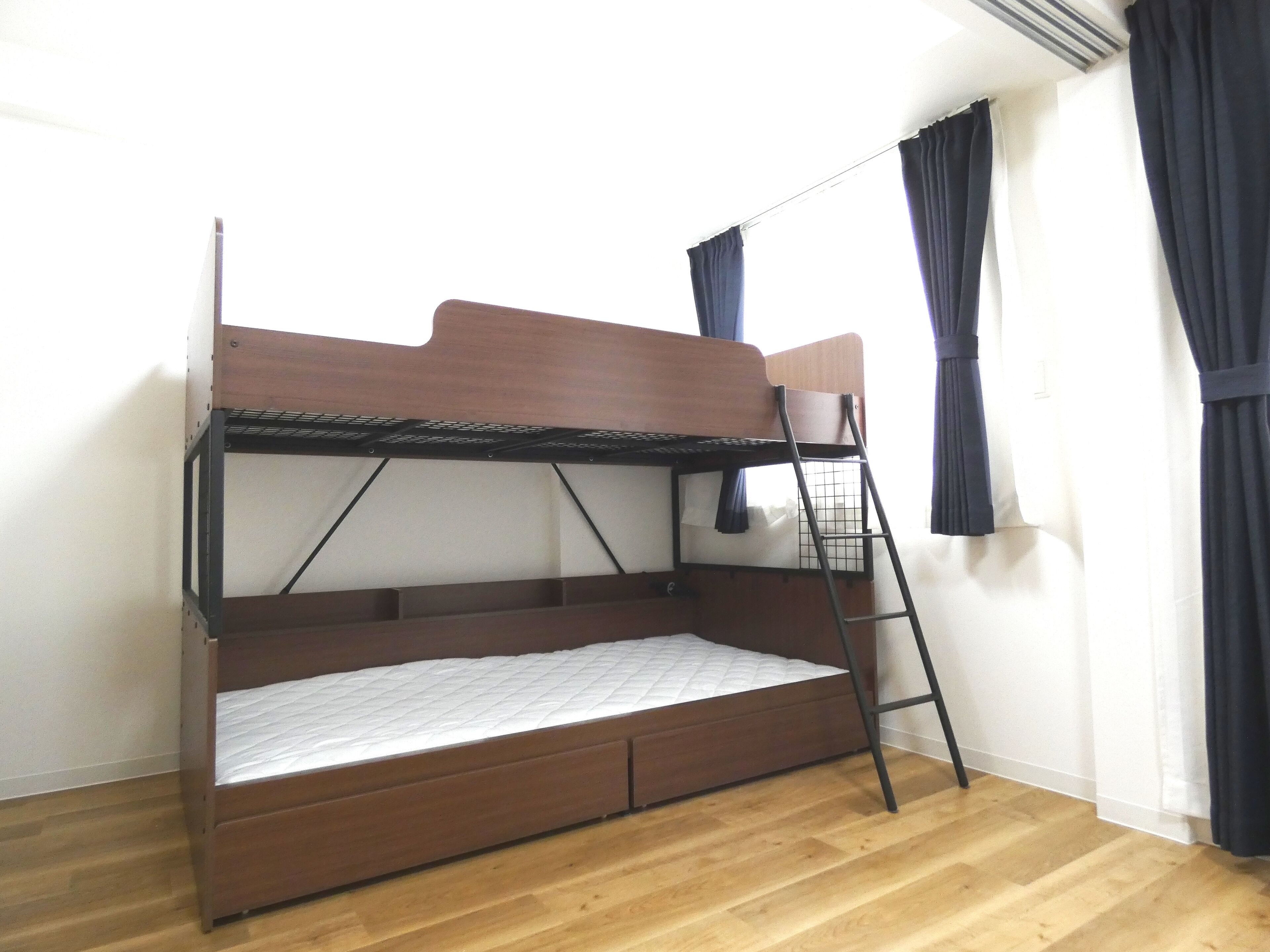 Alpha Square Minami 6 Jo