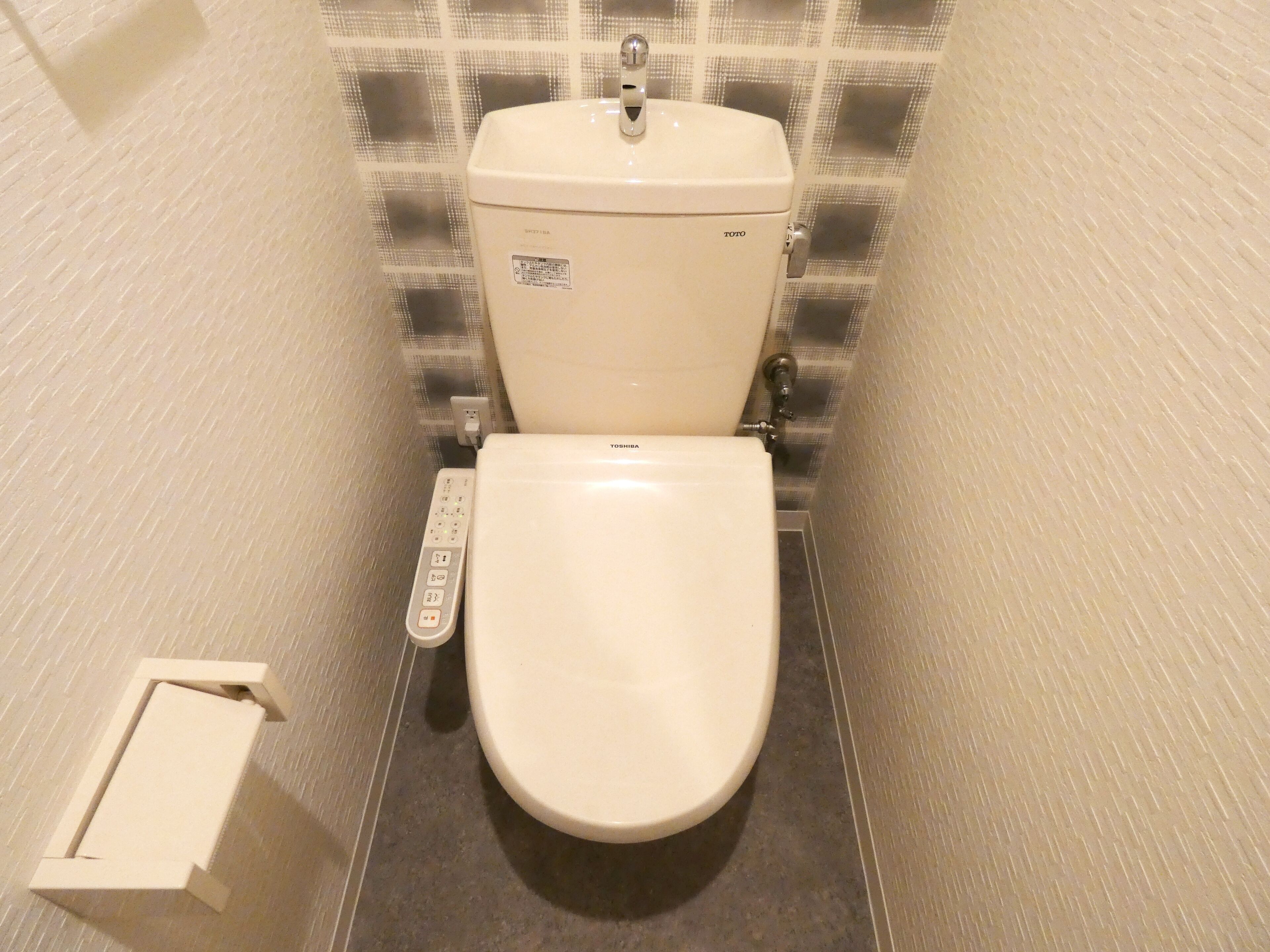 Alpha Square Minami 6 Jo