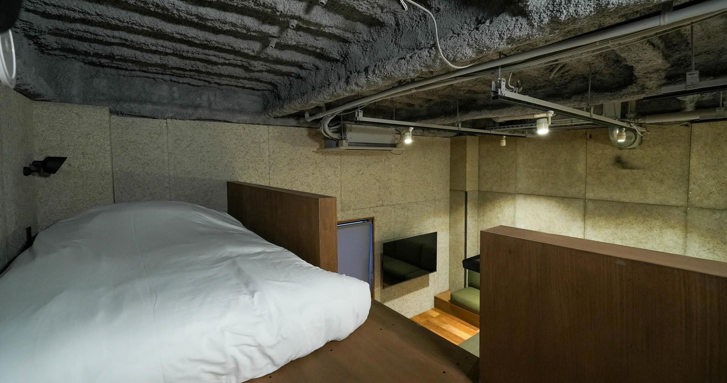 Green Room Hotel