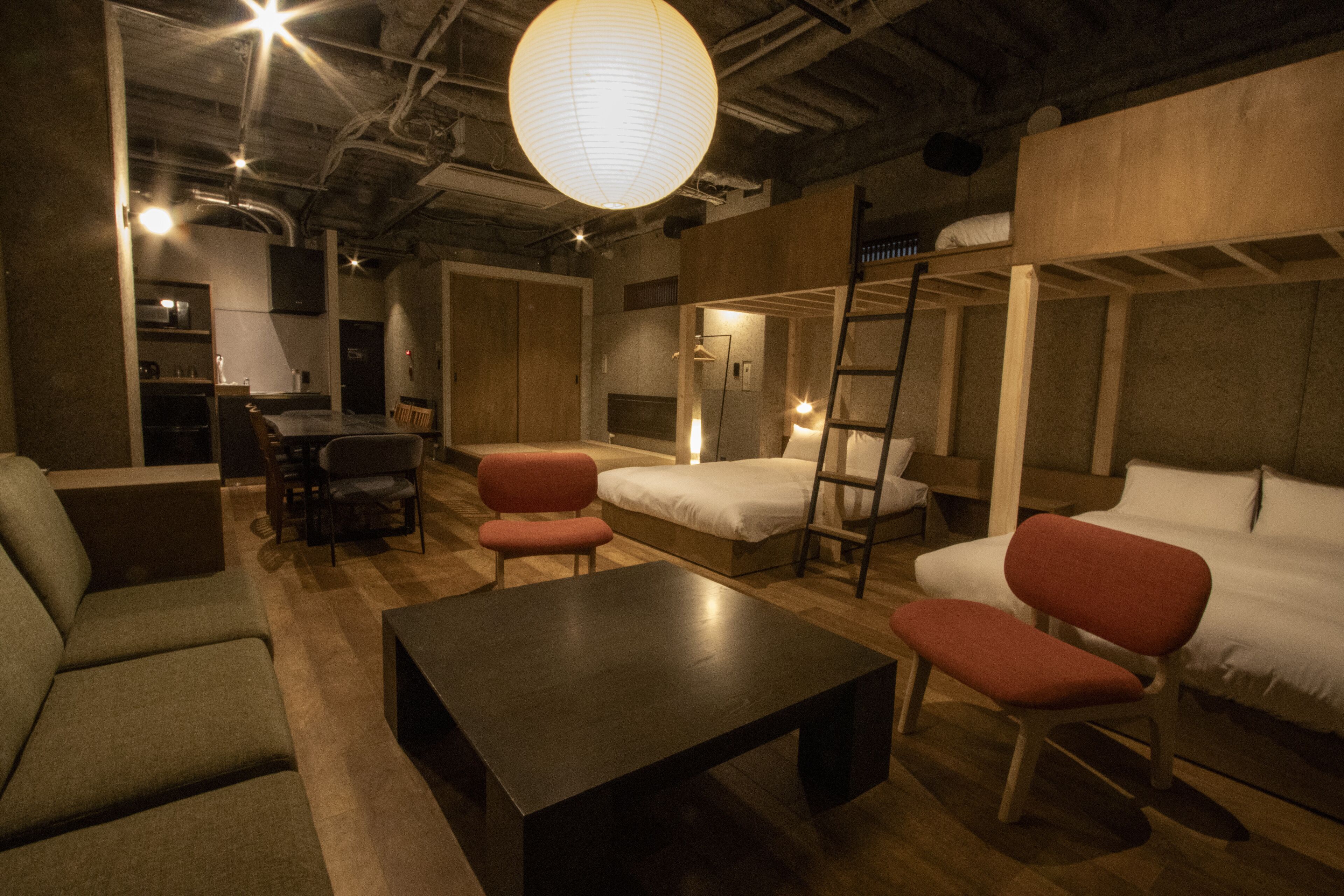 Green Room Hotel