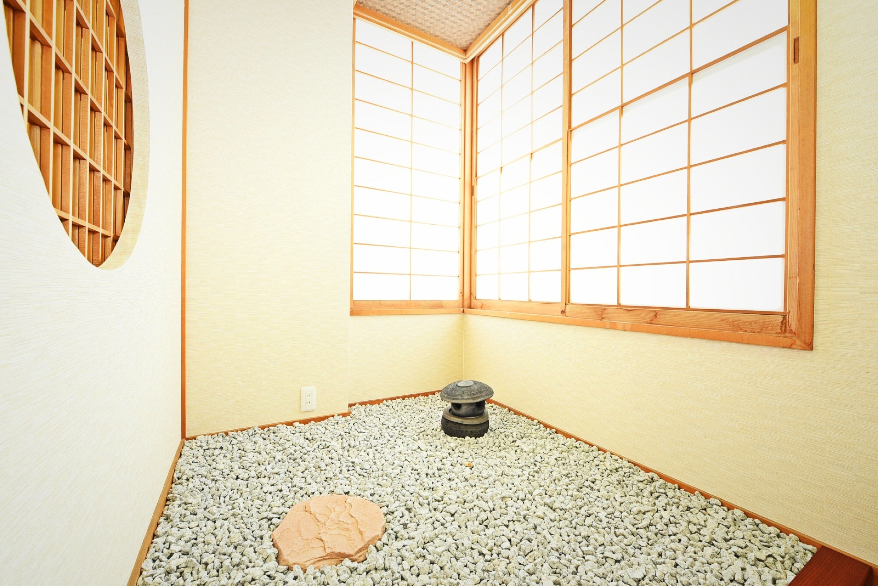 Pleasure Maruyama