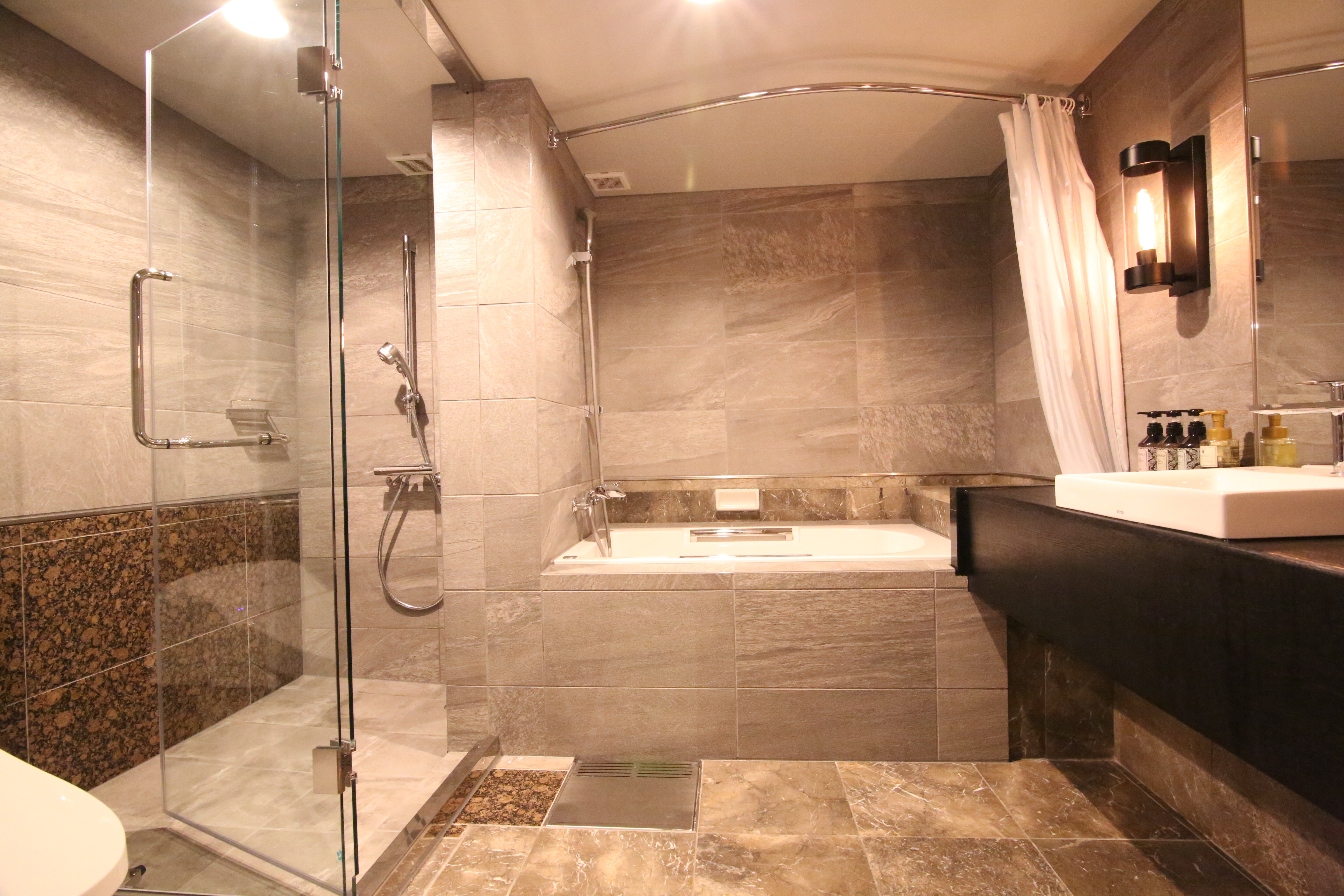 Quintessa Hotel Sapporo
