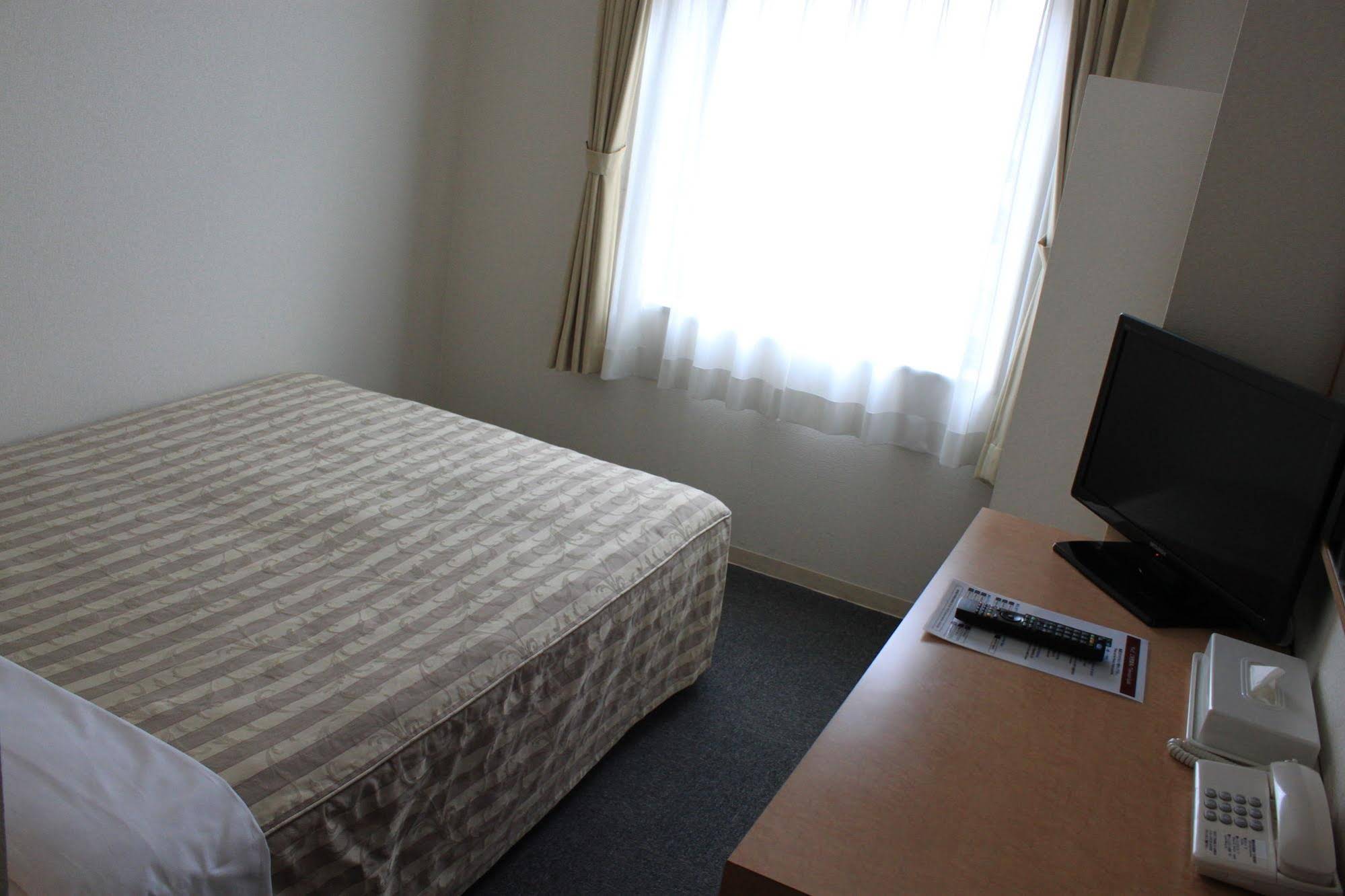 Swanky Hotel Otomo
