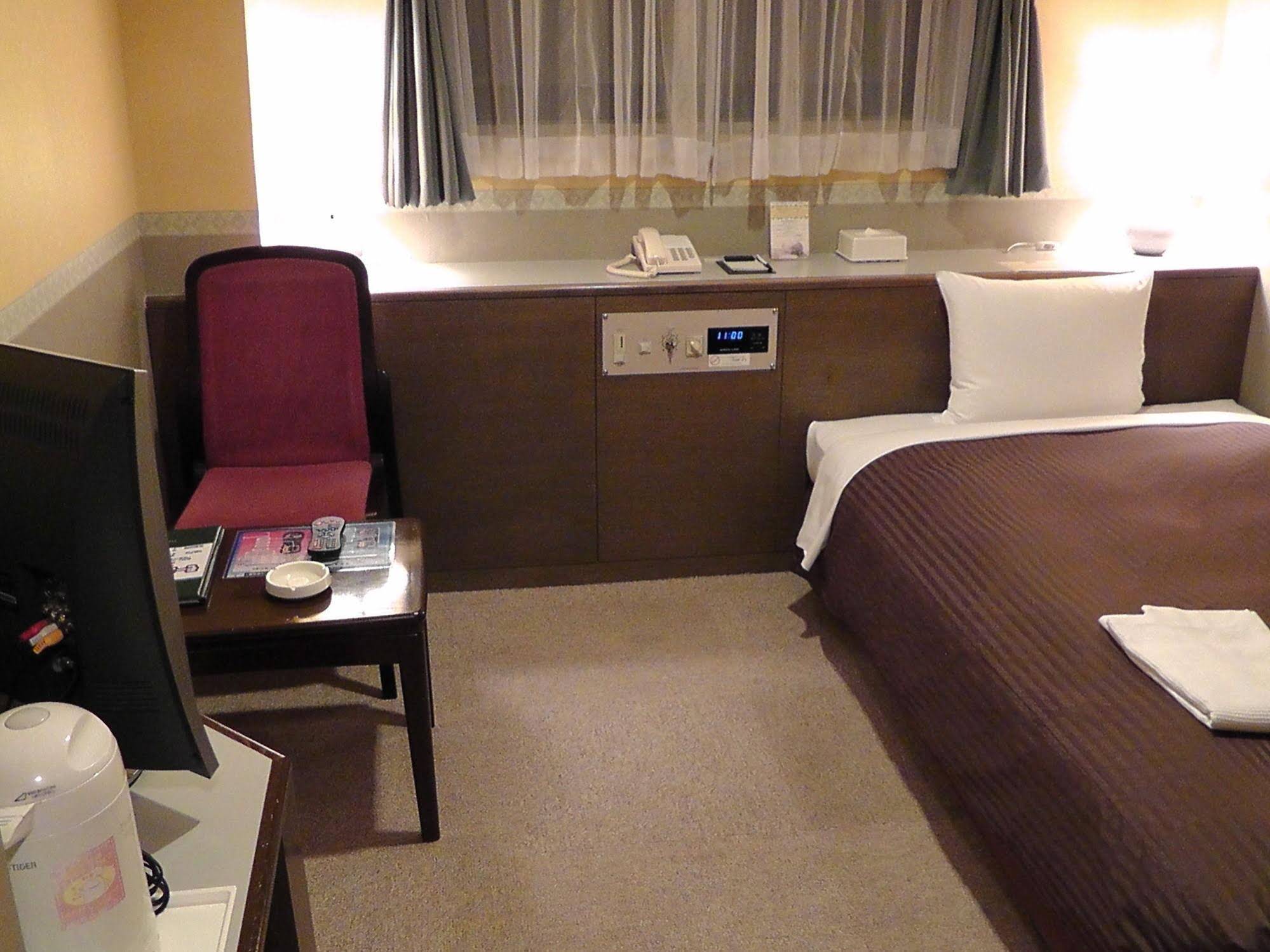 The Hamilton Sapporo