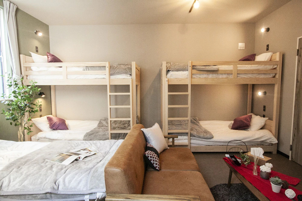 Uchi Living Stay Ekolu