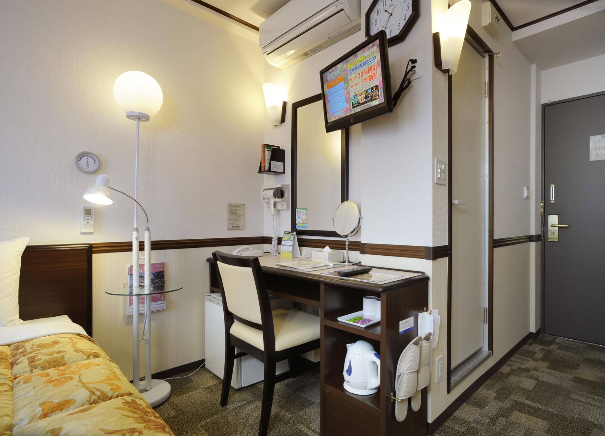 Toyoko Inn Hokkaido Tomakomai Ekimae