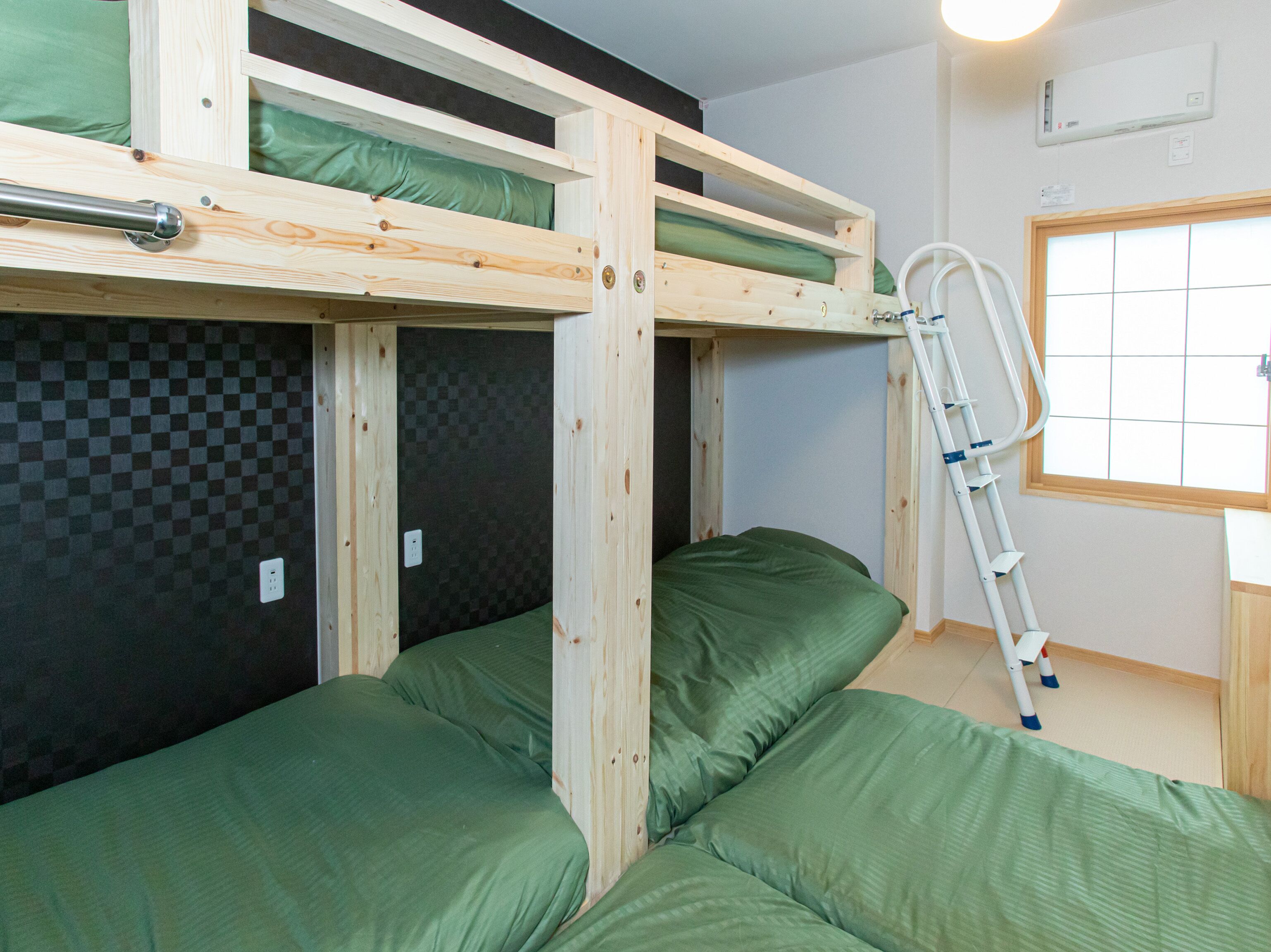 Kaien Hostel by OYO Rooms
