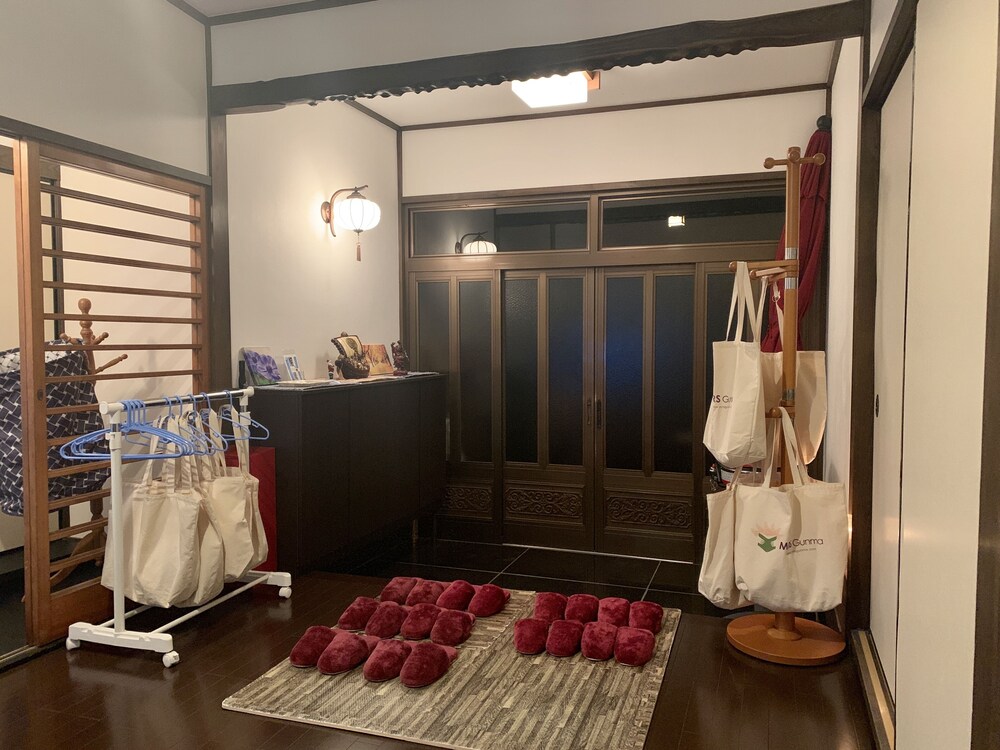 Mitsuba House