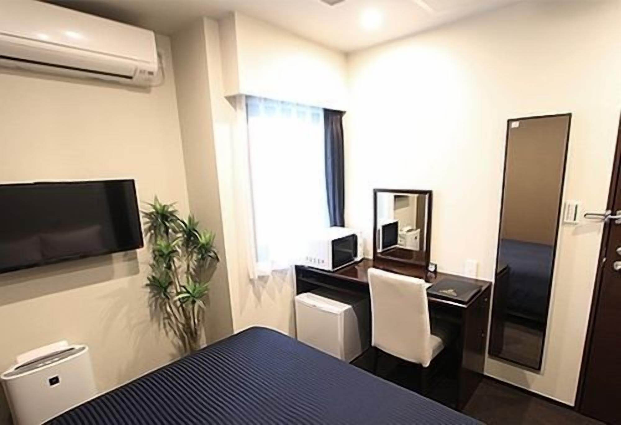 Hotel LiVEMAX Saitama Asaka Ekimae