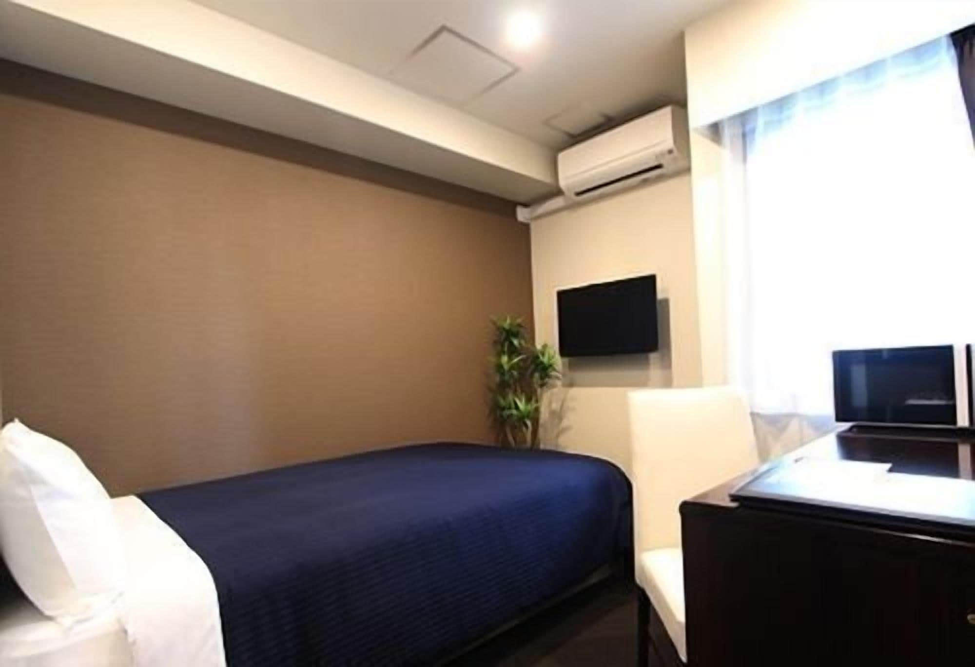 Hotel LiVEMAX Saitama Asaka Ekimae
