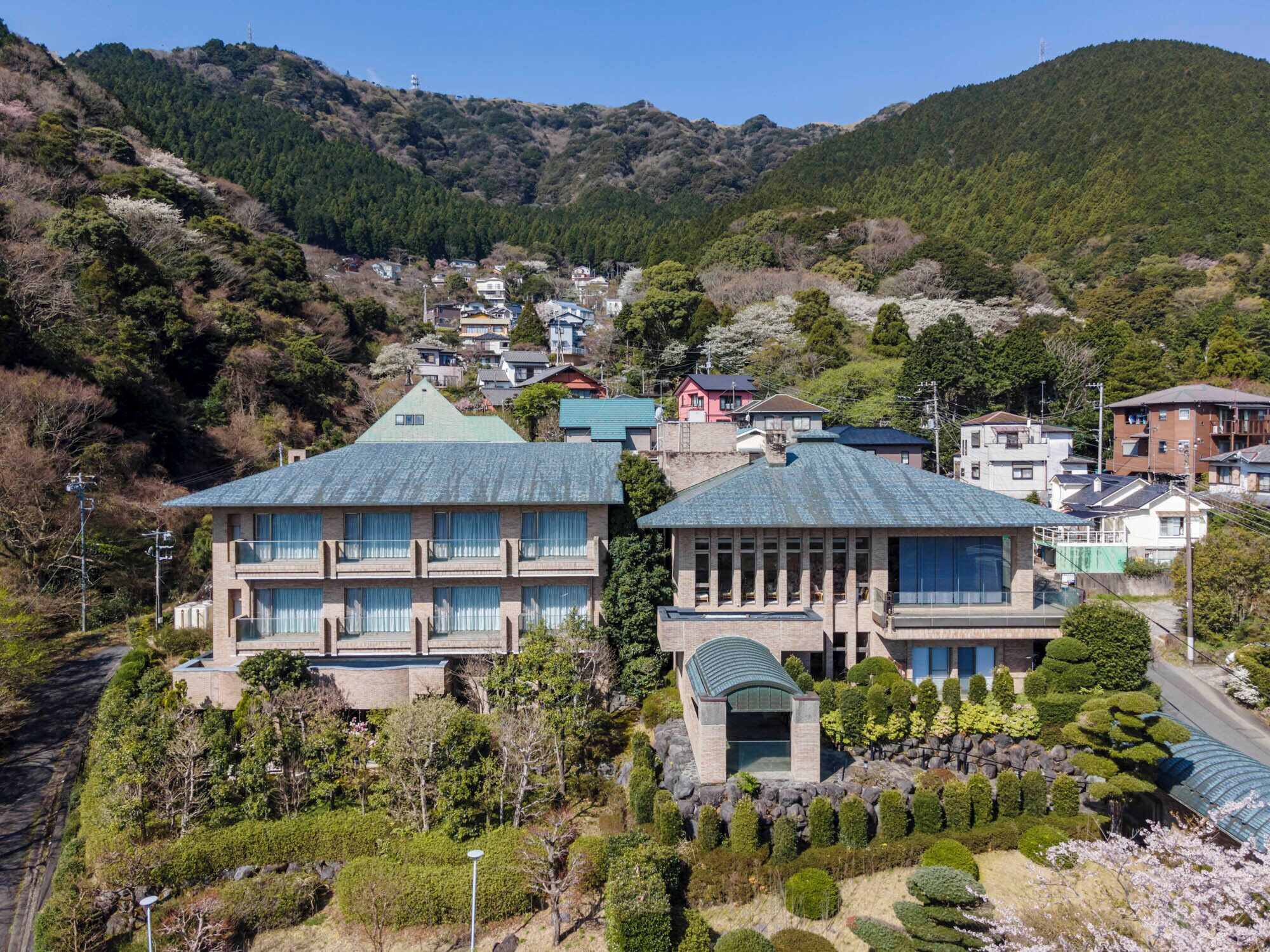 E Joy Inn Atami