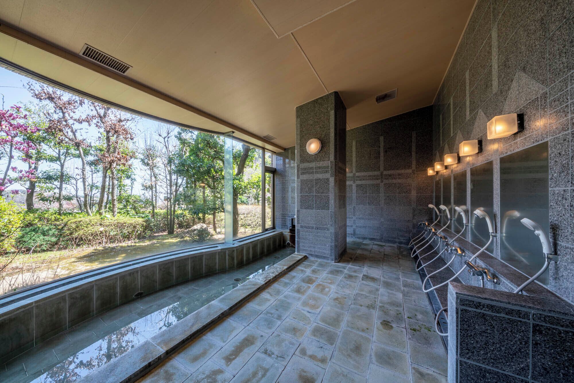 E Joy Inn Atami