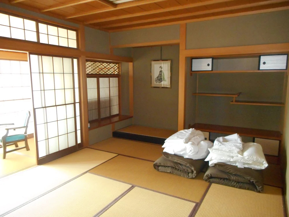 GUEST HOUSE MEGUMI