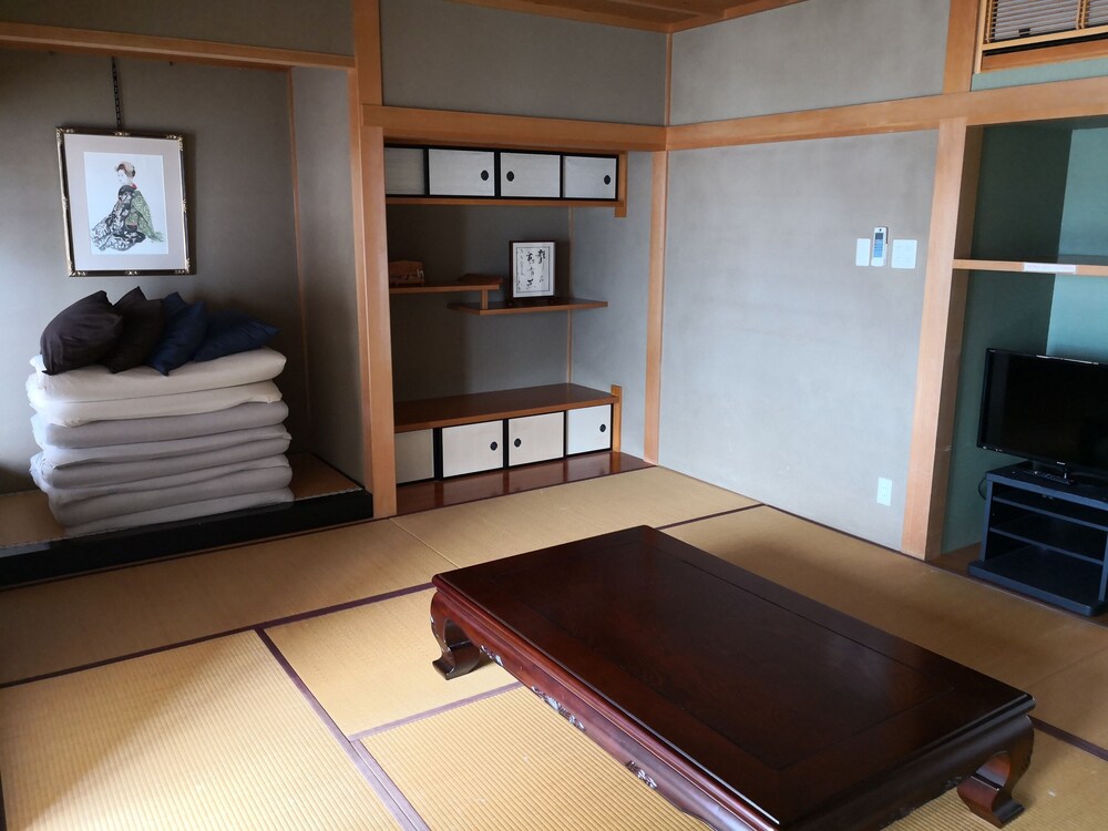 GUEST HOUSE MEGUMI