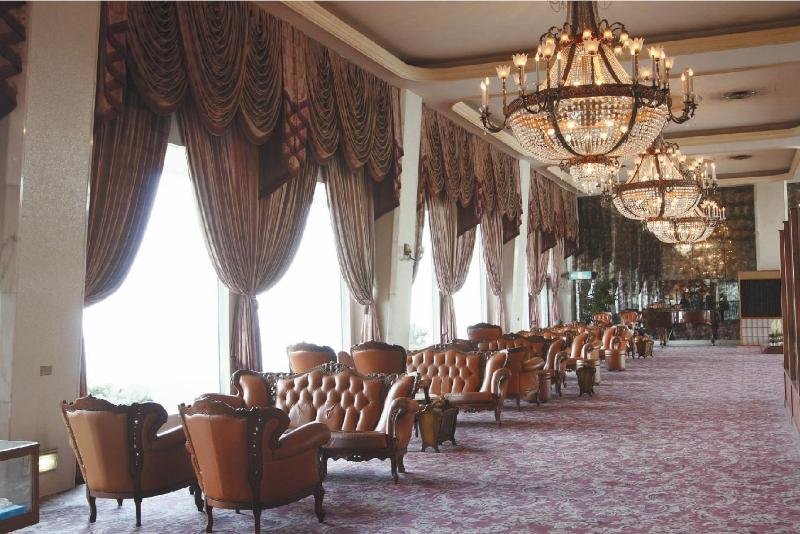 Hotel New Akao & Hotel Royal Wing
