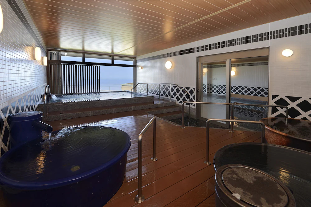 Kanpo No Yado Atami Bekkan