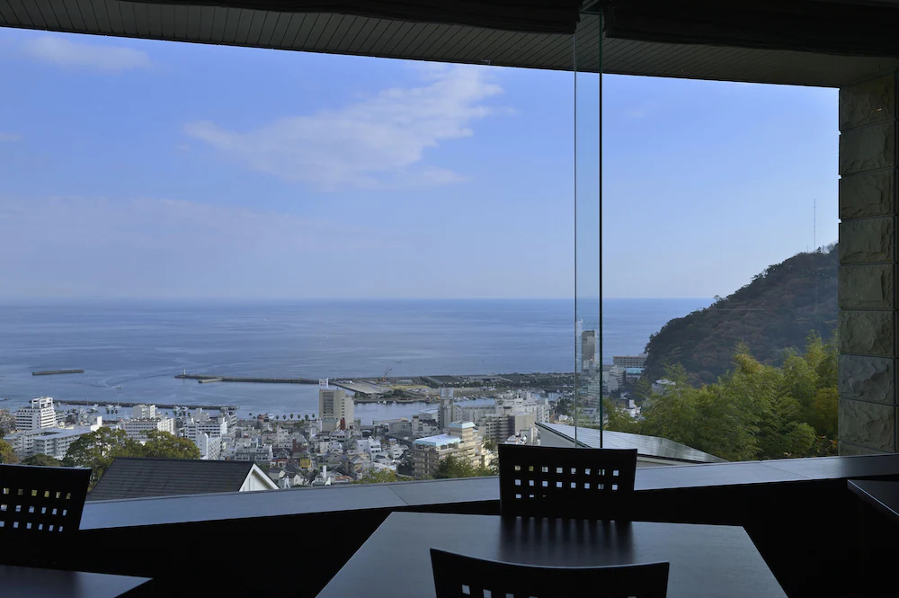 Kanpo No Yado Atami Honkan