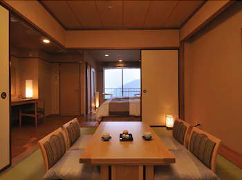 Kanpo No Yado Atami Honkan