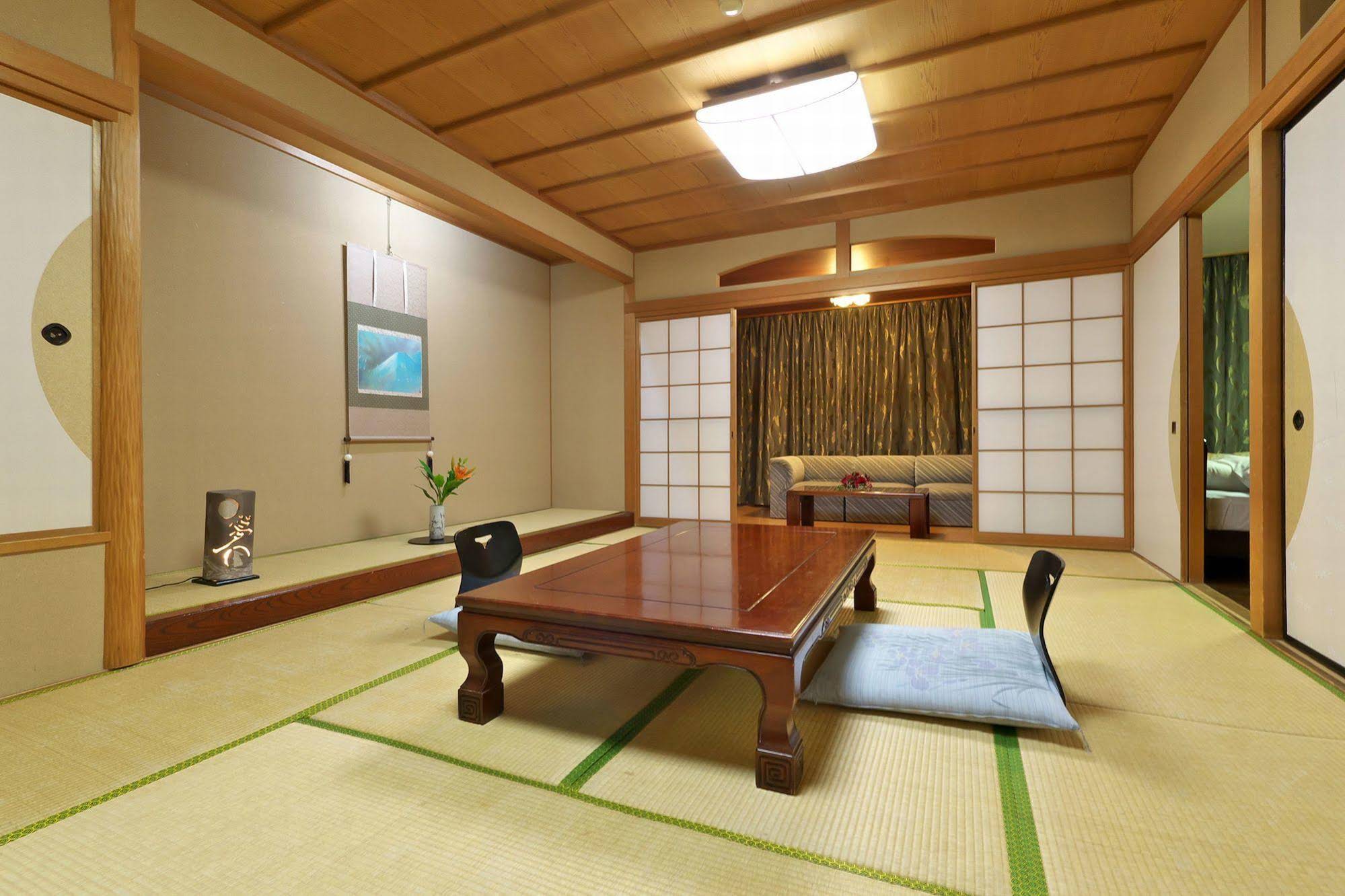 Onsen Yuraku