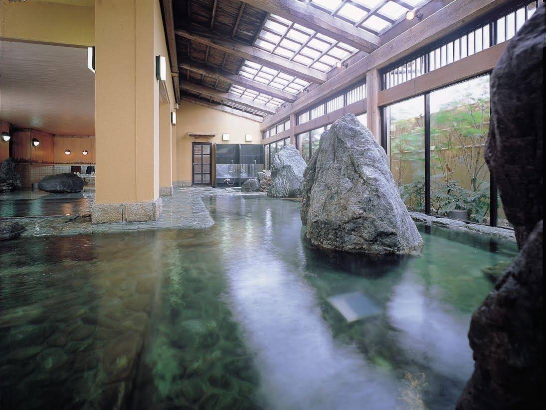 Onsen Yuraku